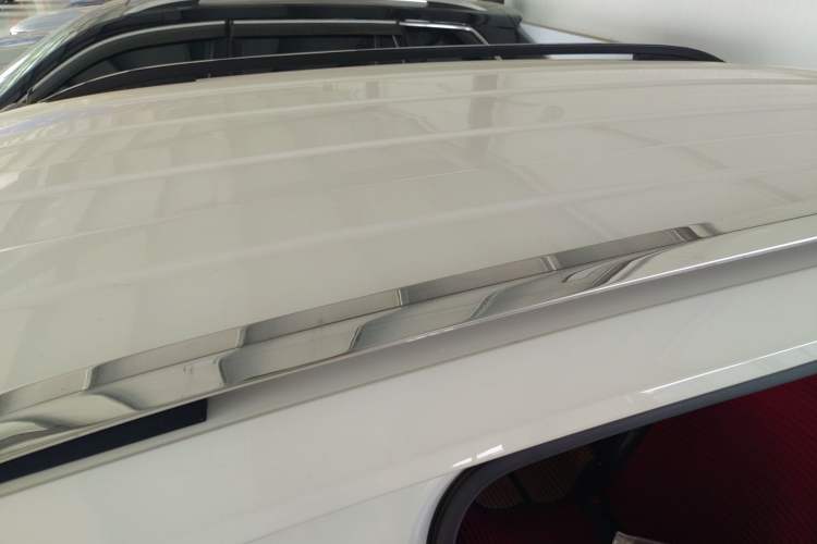 Used Volkswagen Tiguan L 2017 330TSI Automatic Two-Wheel Drive Luxury Edition Roof