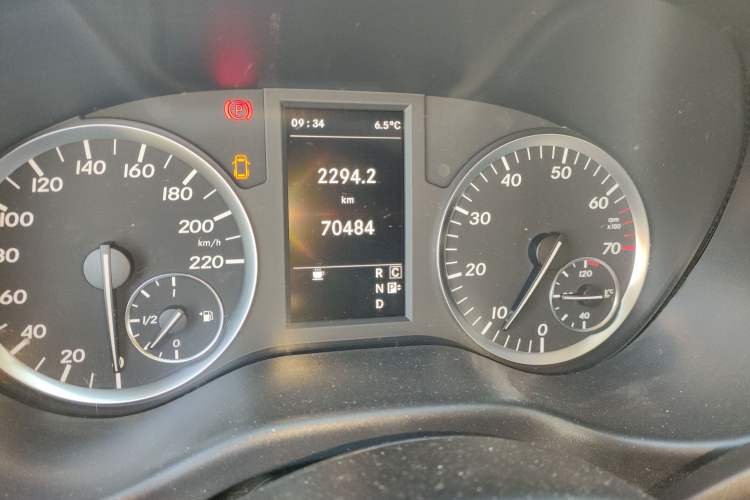 Used Mercedes-Benz Vito 2016 2.0T Elite Edition
