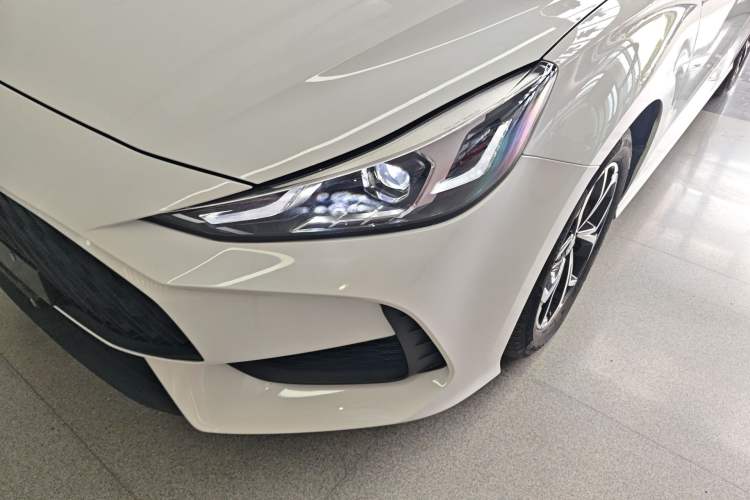 Used MG 5 2021 180 DVVT CVT Youth Luxury Edition
