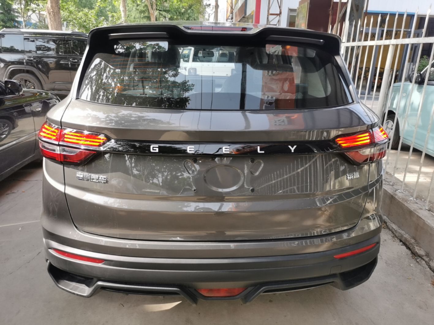 Geely Auto Coolray 2025 1.5L CVT Super Edition — снимка 5