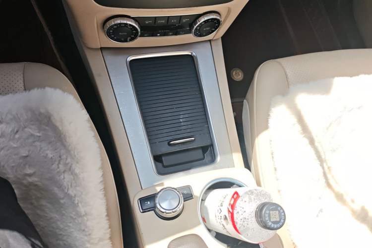 Used Mercedes-Benz GLK-Class 2013 GLK 300 4MATIC Dynamic Sunroof Model