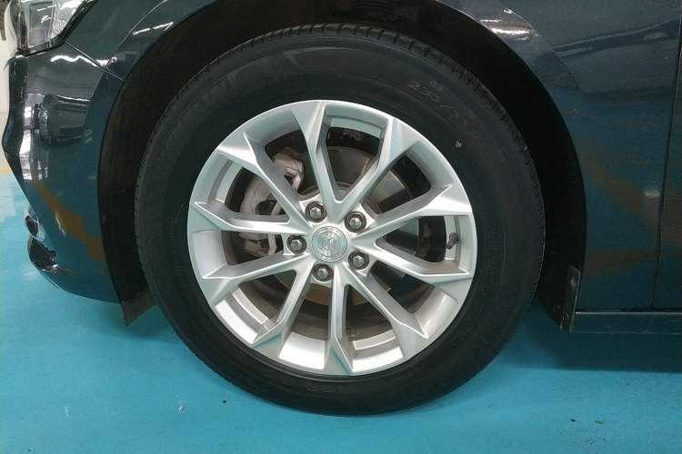 Used Buick LaCrosse 2022 552T Luxury Version
