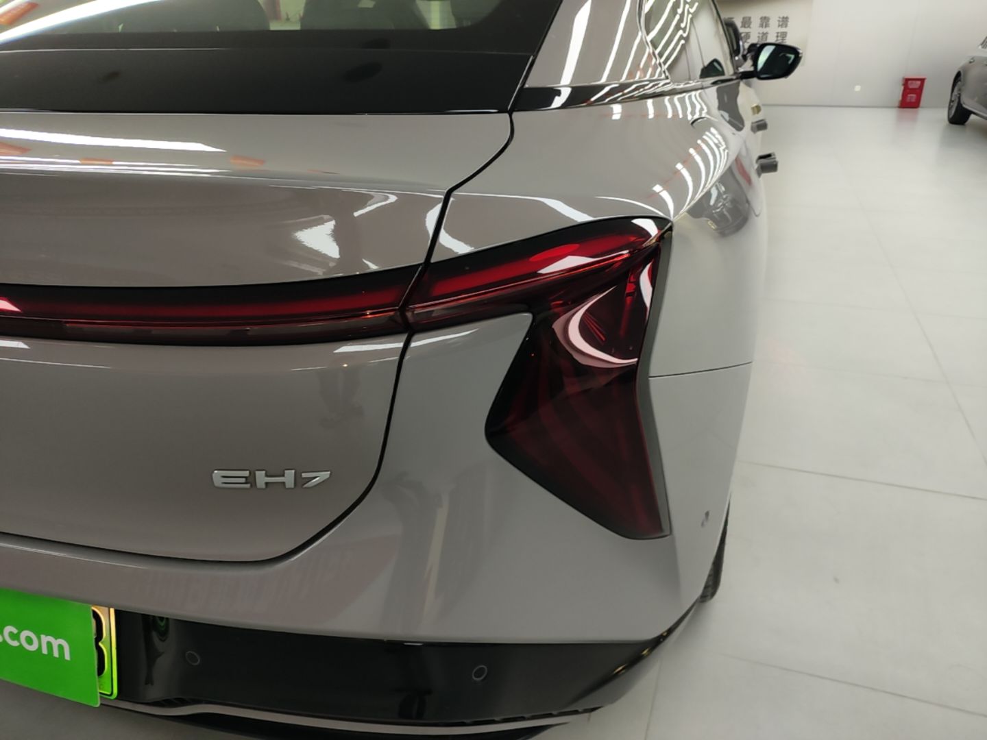 Hongqi EH7 2025 640 All-Wheel Drive Smart Selection Edition — снимка 9
