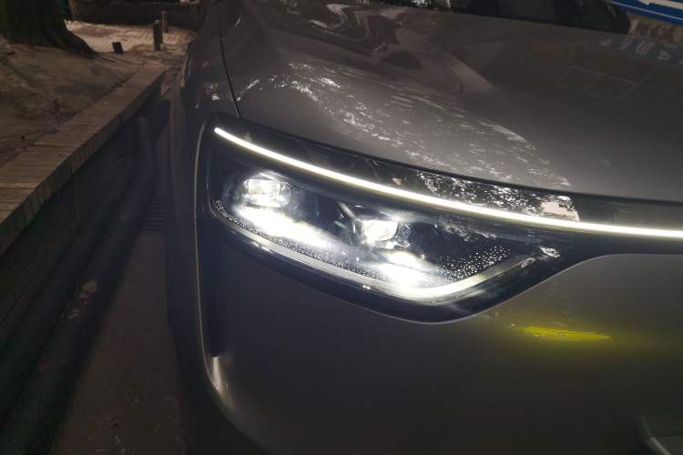 Used Hima AITO M8 2025 Extended-Range Ultra Version 53.4 kWh 5-Seater Edition