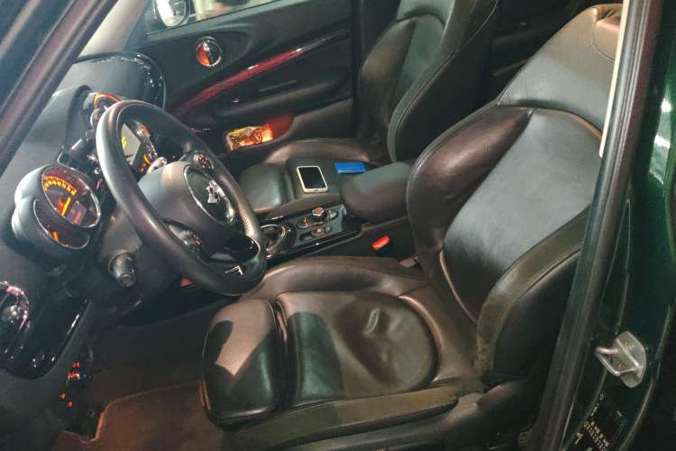 Used MINI Clubman 2016 Revised Version 1.5T COOPER Connoisseur Edition
