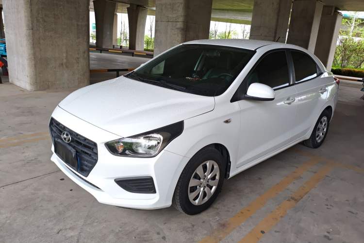 Used Hyundai Verna (older generation) 2017 1.4L Manual Refreshed Version China VI Standard