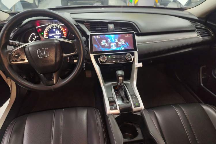 Used Honda Civic 2016 180TURBO CVT Comfort Version
