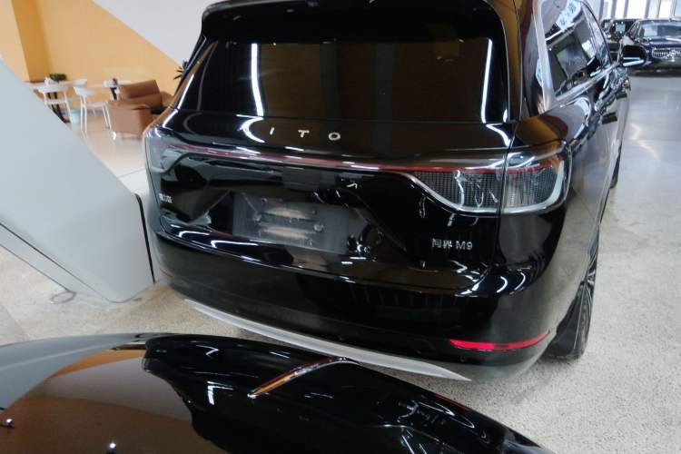 Used Hima AITO M9 2024 Range-Extended Ultra Version 42 kWh 6-Seater Model Rear