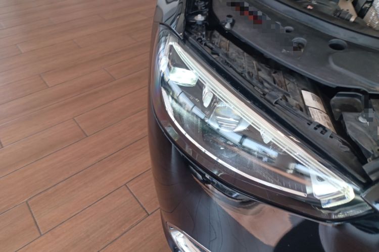 Used Mercedes-Benz Maybach S-Class 2023 S 480 4MATIC Right Front Headlight