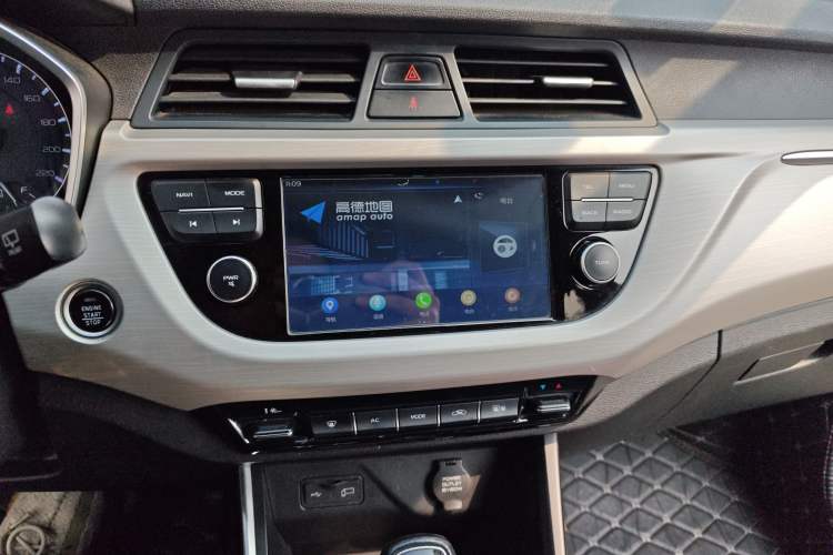 Used Geely Auto Vision X3 2019 Upgraded Model 1.5L CVT Prestige Version