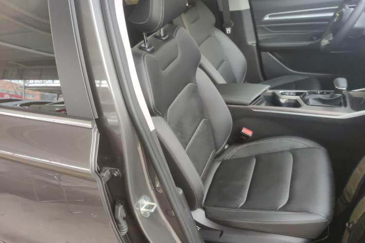 Used Geely Auto Emgrand 2023 4th Generation Champion Edition 1.5L CVT Prestige Model