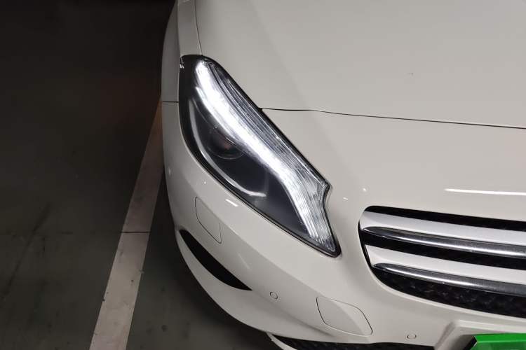 Used Mercedes-Benz A-Class (Import) 2013 A 200 Urban Edition