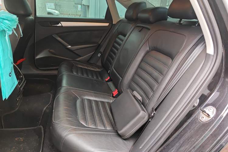 Used Volkswagen Passat 2013 2.0 TSI DSG Prestige Edition Left Rear Seat