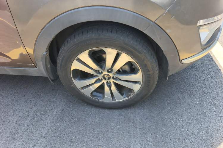 Used Kia Sportage R 2012 2.0L Automatic Two-Wheel Drive NAVI