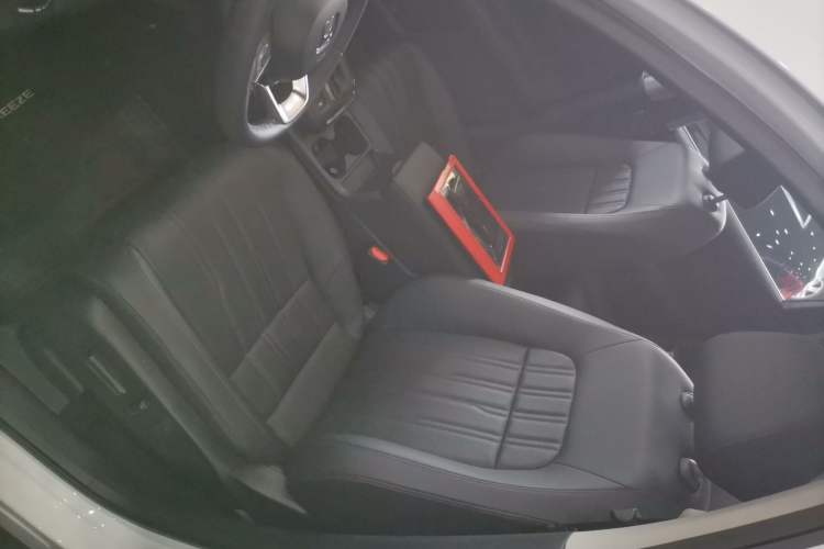 Used Honda Breeze 2023 240TURBO Two-Wheel-Drive Luxury Edition 5 Seats Left Front Seat