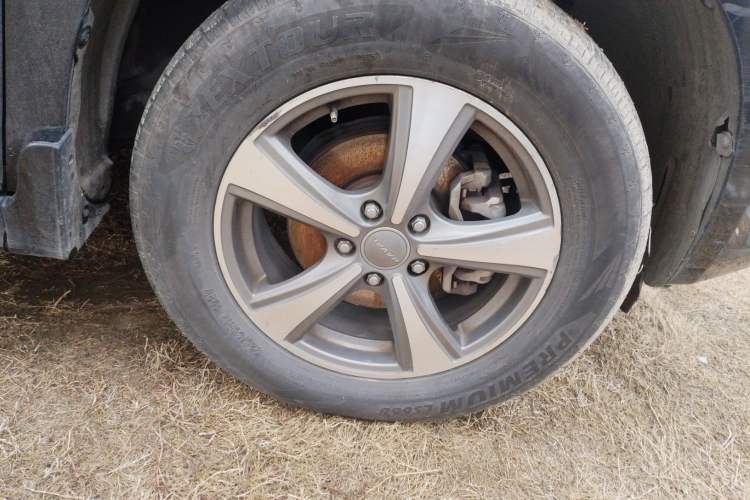 Used Haval H6 2016 Upgraded Model 1.5T Manual Two-Wheel Drive Urban Version