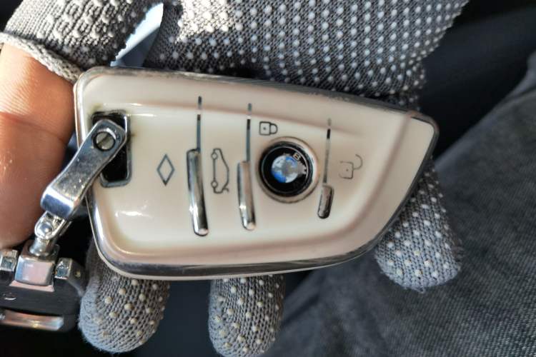 Used BMW 1 Series 2017 118i Sport Edition Vehicle Key