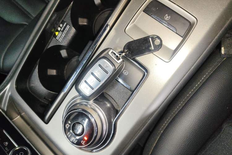 Used Ford Mondeo 2020 EcoBoost 180 Stylish Model Interior 1