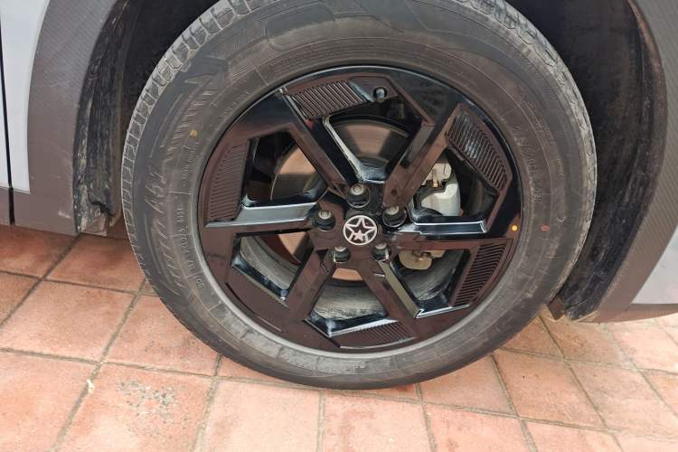 Used Venucia VX6 2025 Large Flat-Layout 520 Pro
