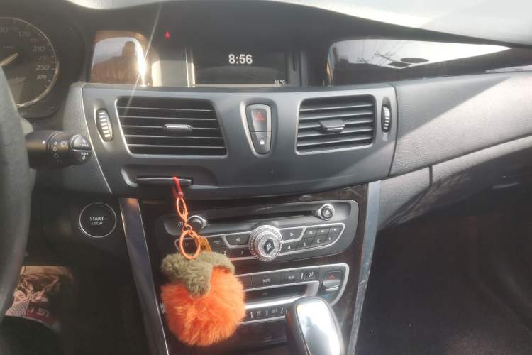 Used Renault Latitude 2011 2.5L Automatic Luxury Navigation Edition