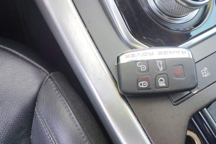 Used Land Rover Range Evoque 2016 2.0T SE Smart Glow Edition Vehicle Key