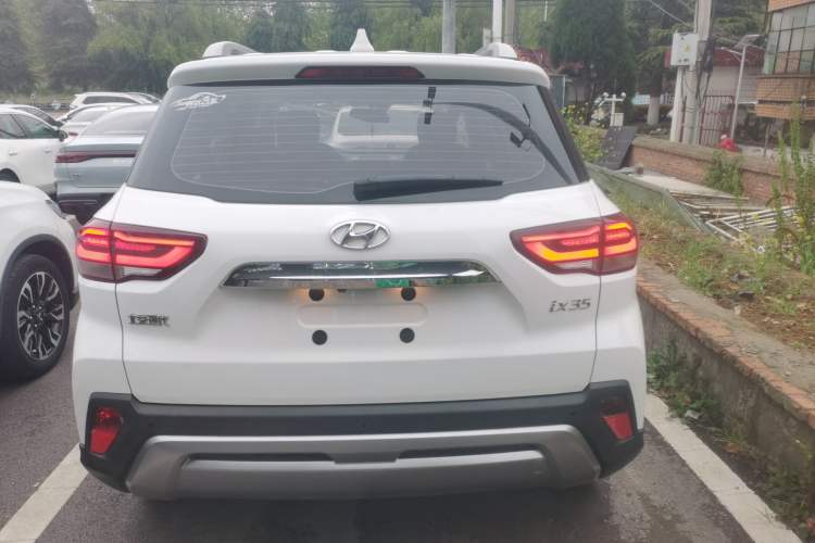 Used Hyundai ix35 2018 2.0L Automatic Two-Wheel Drive Zhiyong·Changlian Edition Rear