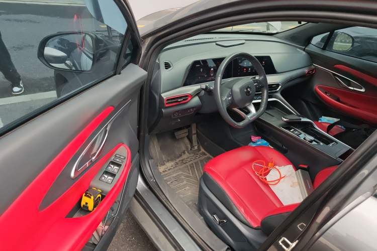 Used Changan UNI-T 2020 1.5T Prestige Version