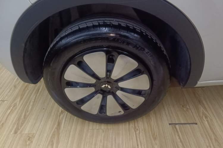 Used Wuling Bingo 2023 410 km Lingxi Deluxe Edition Exterior 5