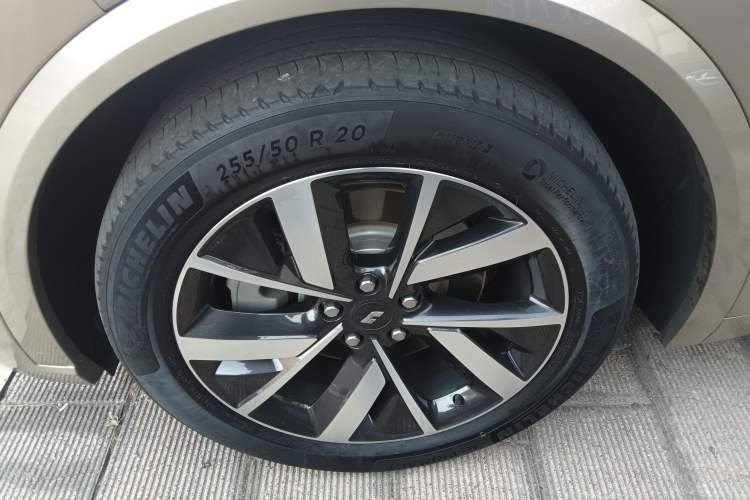 Used Li Auto L8 2023 Max model