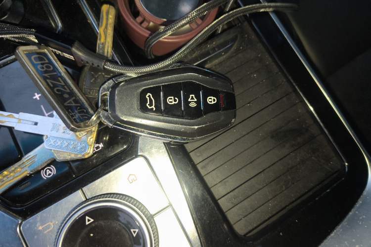 Used JETOUR X95 2020 1.6T DCT Exploration Pro Edition 6-seater
