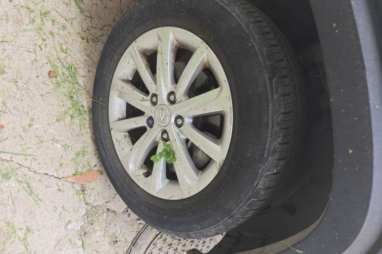 Used CHANGAN CS35PLUS 2018 1.6L Manual Enjoy Link Version China V Standard Right Front Wheel Hub