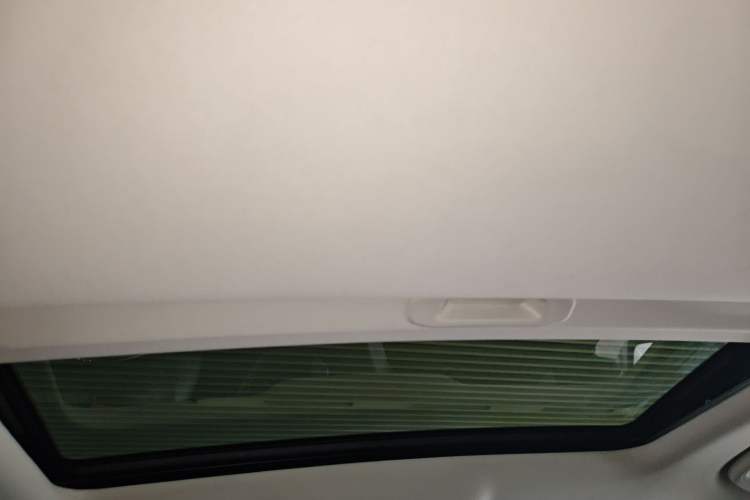 Used CHANGAN CS55 2018 1.5T Automatic Colorful Edition China V Standard
