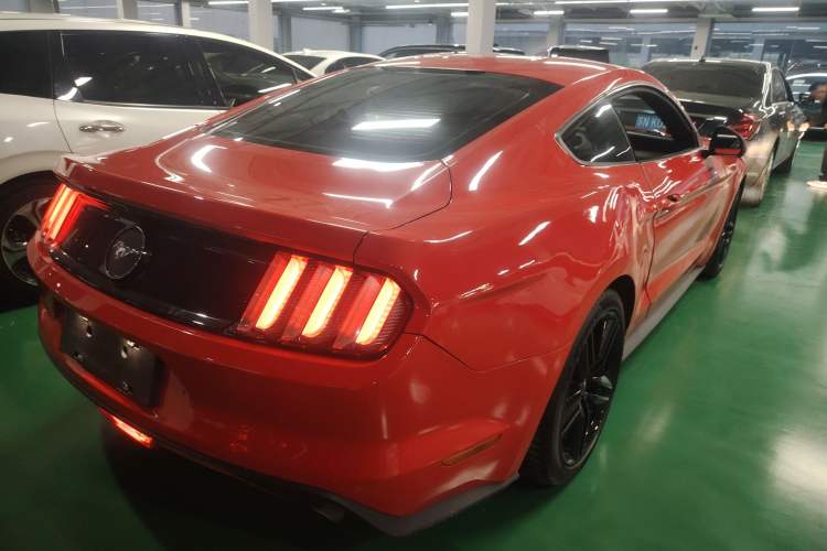 Used Ford Mustang 2016 2.3T Performance Edition Rear Right 45 Deg
