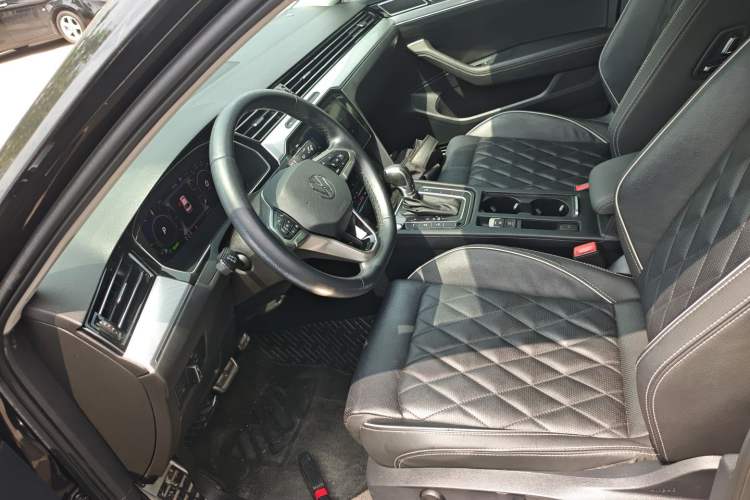 Used Volkswagen Magotan GTE Plug-in Hybrid 2022 GTE Luxury Model