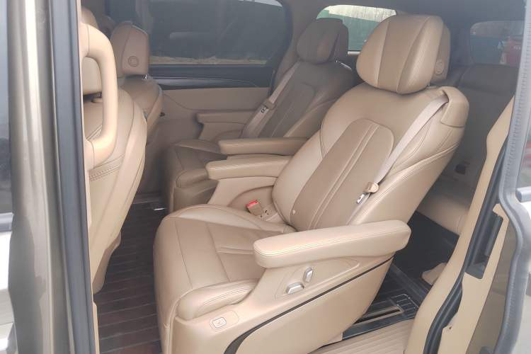 Used Buick GL8 2020 ES Land Cruiser 653T Luxury Model