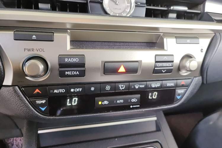 Used Lexus ES 2014 250 Elite Edition
