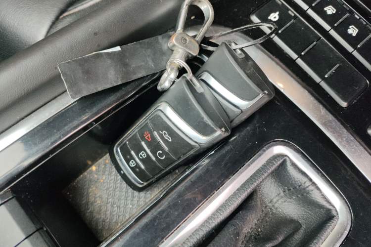 Used GAC Trumpchi GS7 2019 390T Two-Wheel Drive Luxury Smart Connectivity Version
