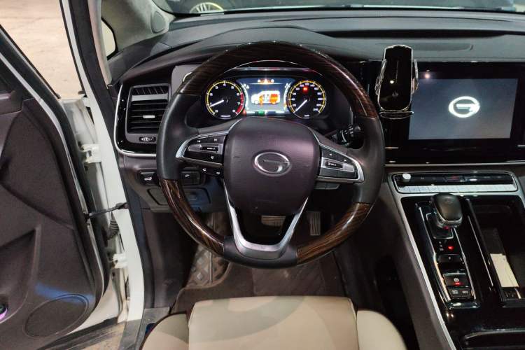 Used GAC Trumpchi M8 2021 Lingxiu Series 390T Luxury Edition Steering Wheel