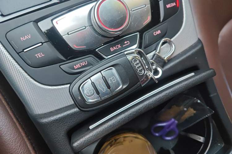 Used Audi A6L 2018 30th Anniversary Edition 35 TFSI Fashion Model
