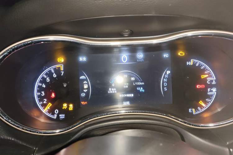 Used Jeep Grand Cherokee 2012 3.6L Luxury Navigation Edition
