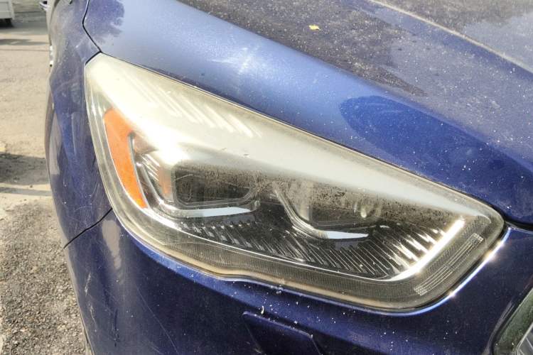 Used Ford Kuga 2017 EcoBoost 180 Four-Wheel Drive Titanium Edition Right Front Headlight