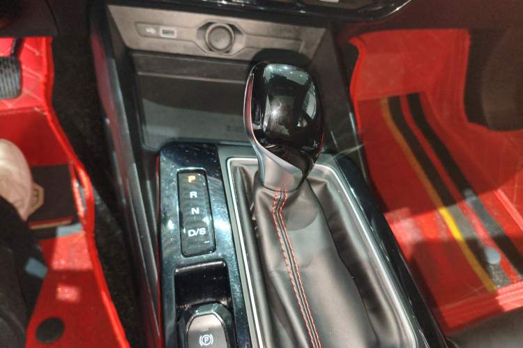 Used MG 5 2021 Revised Version 180 DVVT CVT Youth Luxury Edition