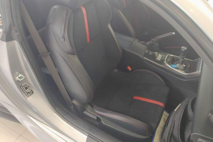 Used Subaru BRZ 2022 2.4L Manual Version
