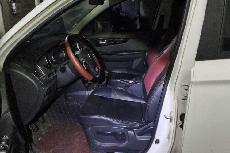 Used HYOSOW S2 2014 1.5L Manual Comfort Version China IV Emission Standard
