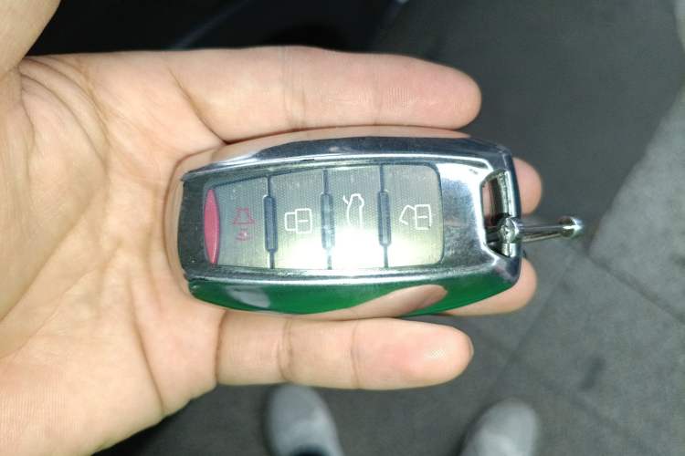 Used Haval H6 2021 3rd Generation 1.5T Automatic Two-Wheel Drive Pro Vehicle Key