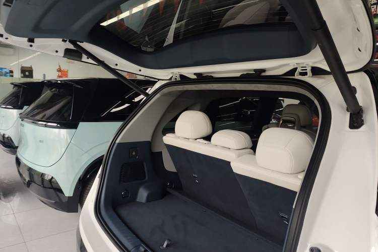 Used Zeekr MIX 2025 Long-Range Intelligent Driving Edition