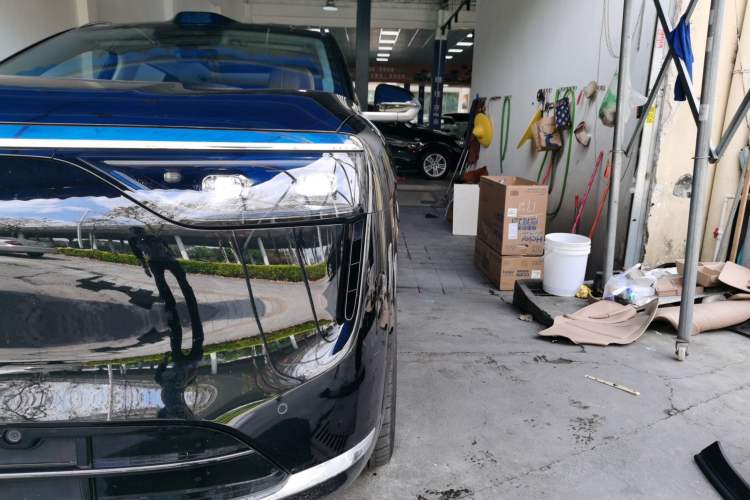 Used Hima AITO M8 2025 Extended-Range Max+ Version 53.4 kWh 6-Seater Edition Left Front Headlight