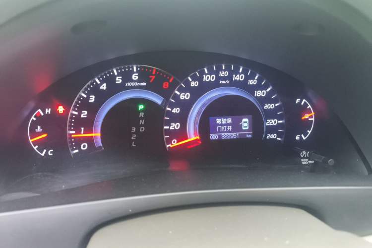 Used Toyota Camry 2013 200G Classic Luxury Edition
