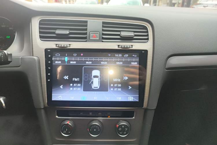 Used Volkswagen Golf 2016 1.6L Automatic Fashion Model