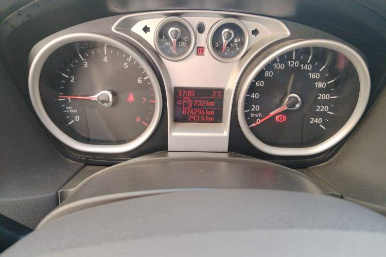 Used Ford Focus 2013 Hatchback Classic 1.8L Manual Fashion Edition